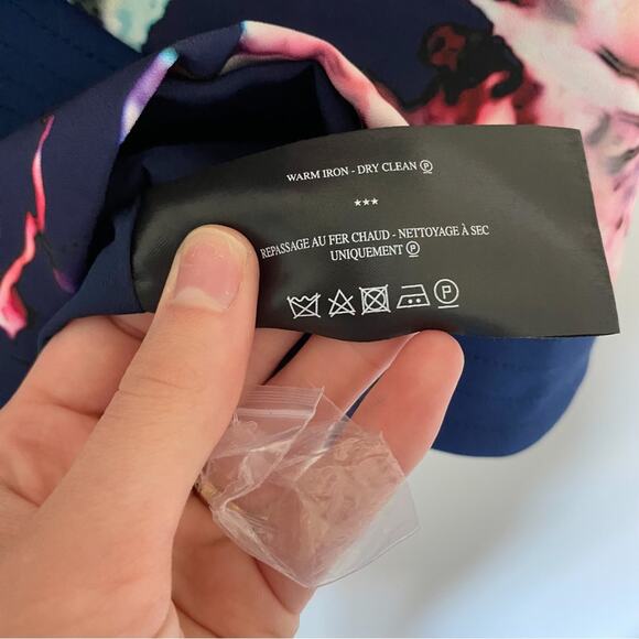 Finders Keepers Pursuit Dress - Picture 8 of 8